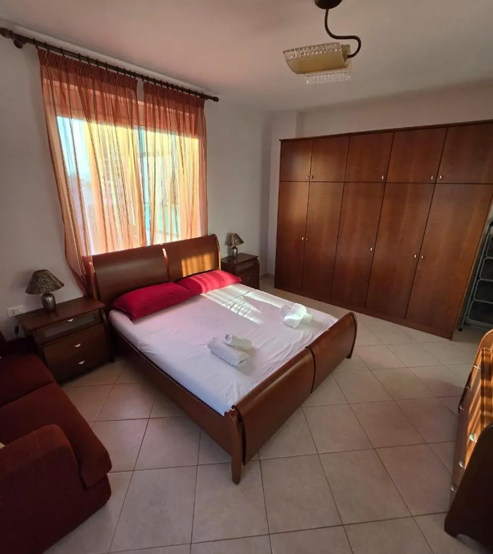 Lavandula Of Church Tirana Appartement
